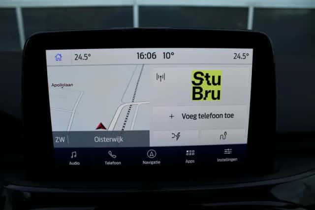 Ford Kuga (2023) thumbnail 33