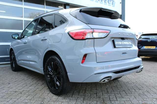 Ford Kuga (2023) thumbnail 8