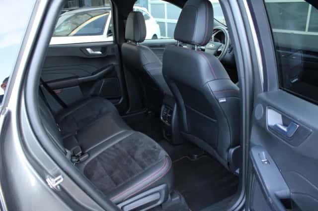 Ford Kuga (2023) thumbnail 12