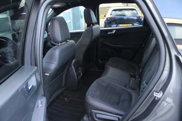 Ford Kuga (2023) thumbnail 15