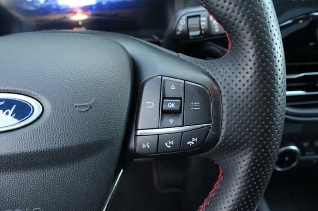 Ford Kuga (2023) thumbnail 26