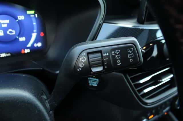 Ford Kuga (2023) thumbnail 28