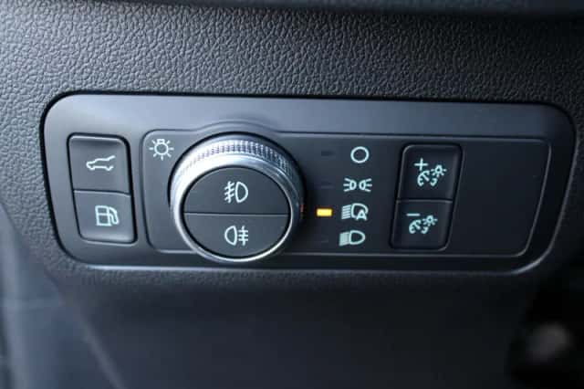 Ford Kuga (2023) thumbnail 29
