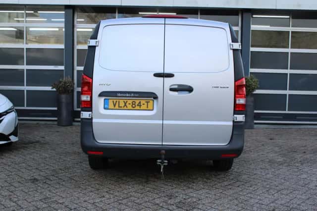 Mercedes-Benz Vito (2021) thumbnail 9