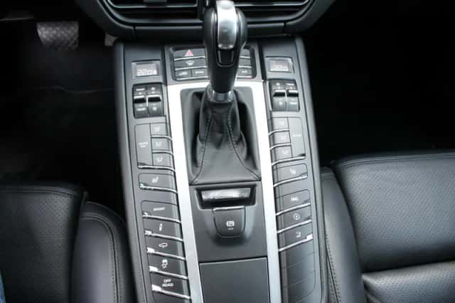 Porsche Macan (2019) thumbnail 27
