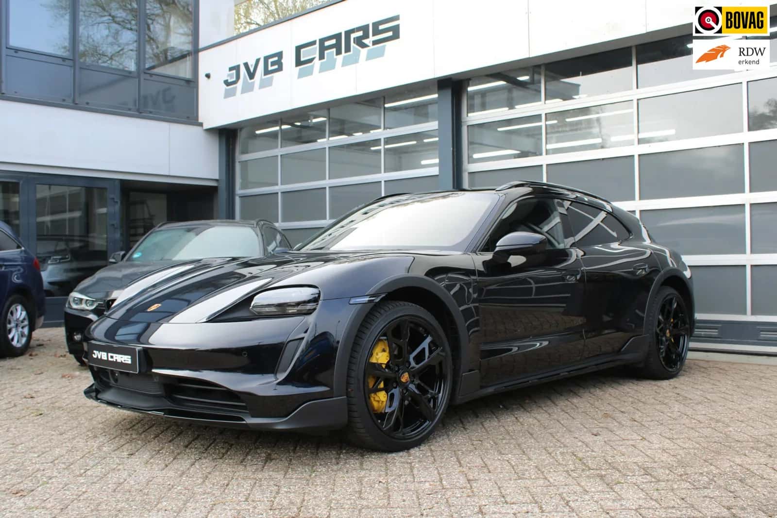 Porsche Taycan (2023) — foto 1