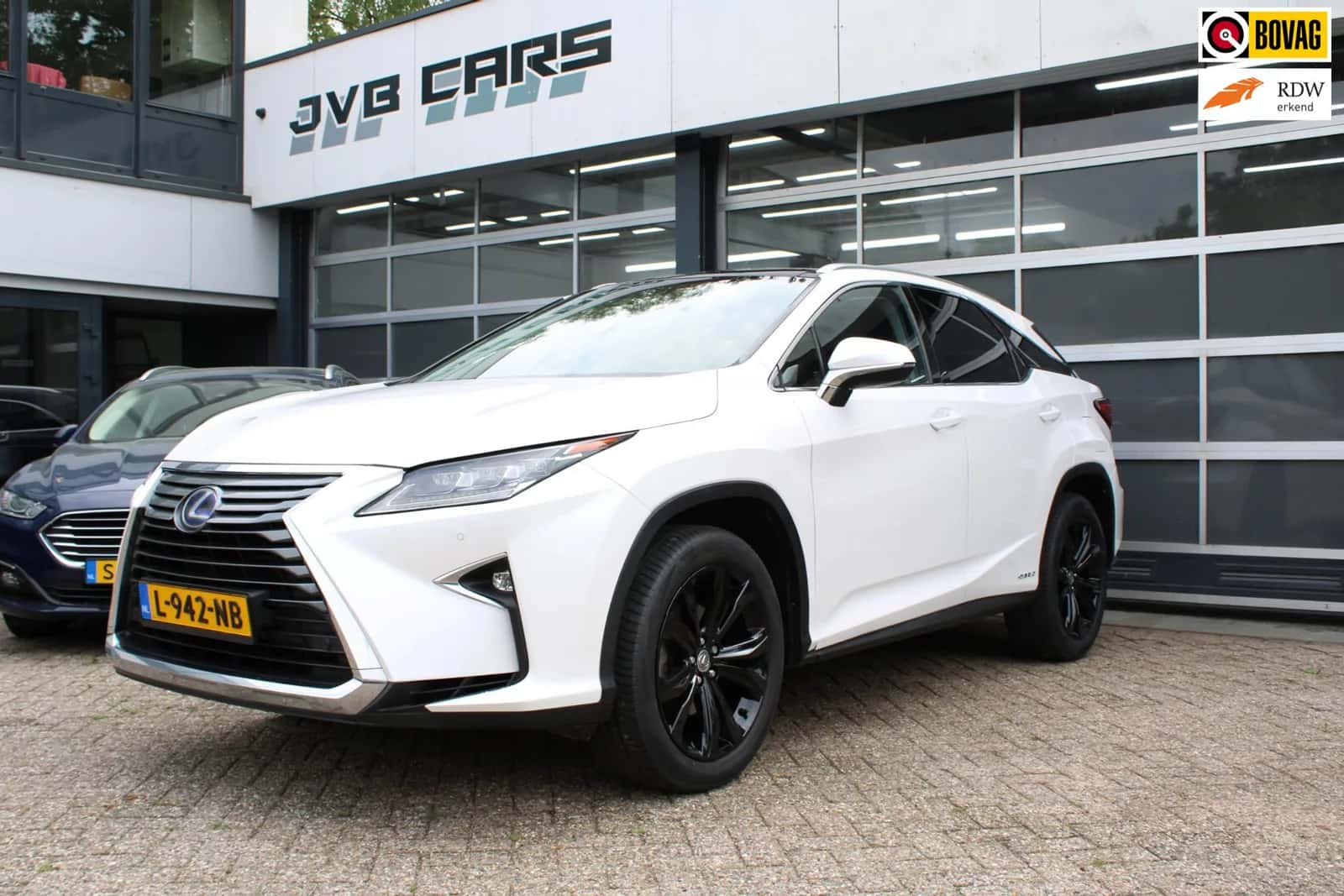 Lexus RX (2017) — foto 1