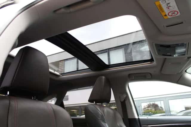 Lexus RX (2017) thumbnail 11