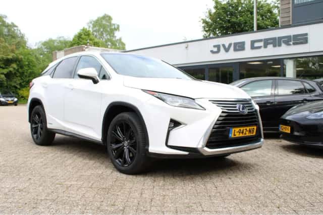 Lexus RX (2017) thumbnail 4
