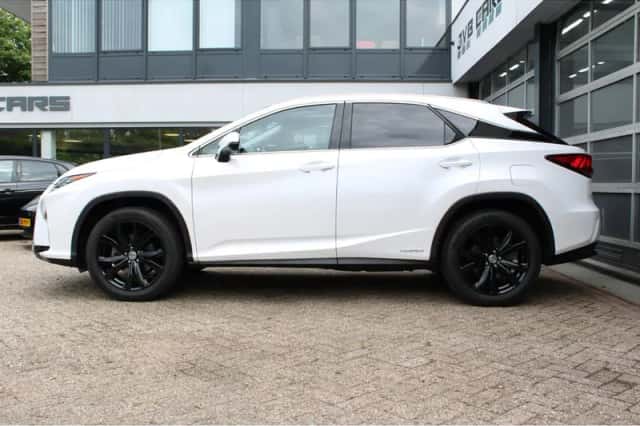 Lexus RX (2017) thumbnail 6