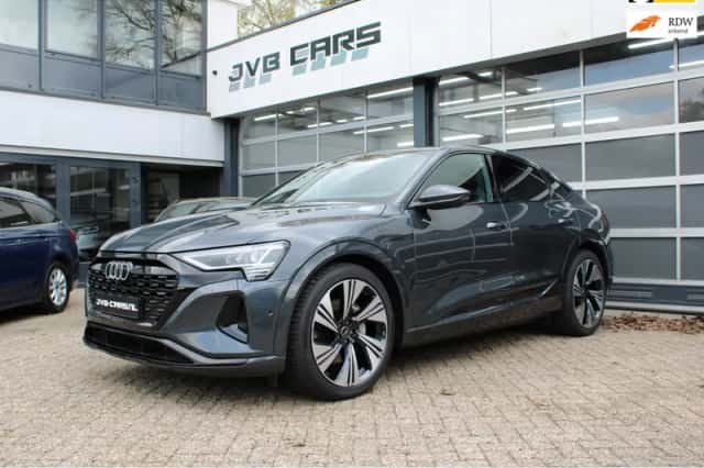 Audi Q8 (2023) thumbnail 1