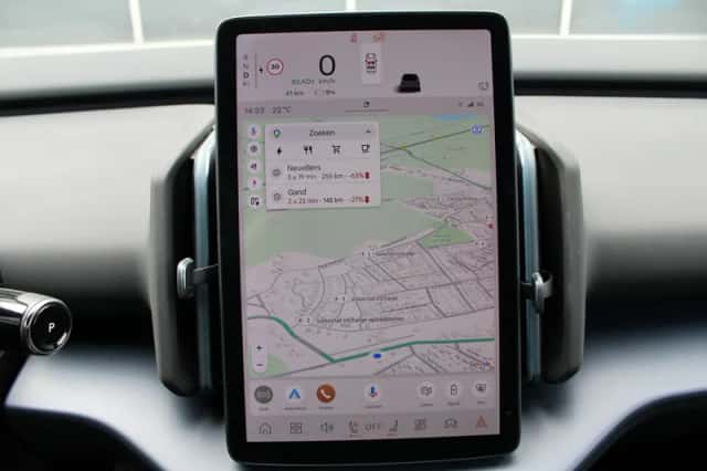 Volvo EX30 (2025) thumbnail 23