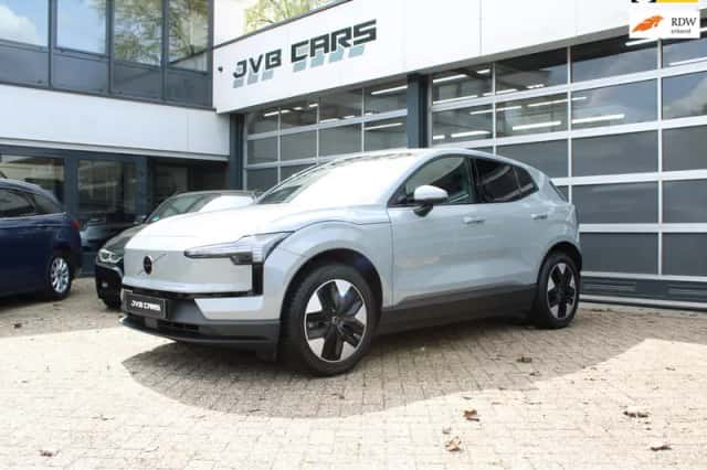 Volvo EX30 (2025) thumbnail 1