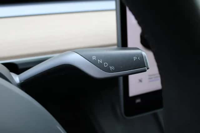 Tesla Model 3 (2021) thumbnail 19
