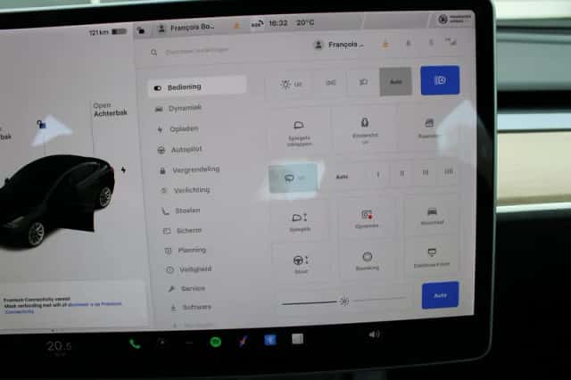 Tesla Model 3 (2021) thumbnail 21