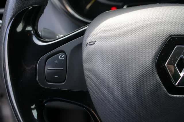 Renault Captur (2013) thumbnail 18