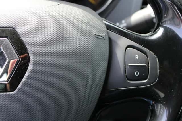Renault Captur (2013) thumbnail 19