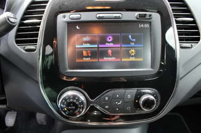 Renault Captur (2013) thumbnail 20