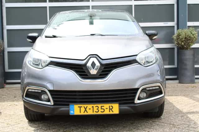 Renault Captur (2013) thumbnail 3