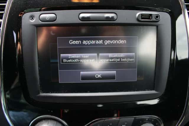 Renault Captur (2013) thumbnail 22