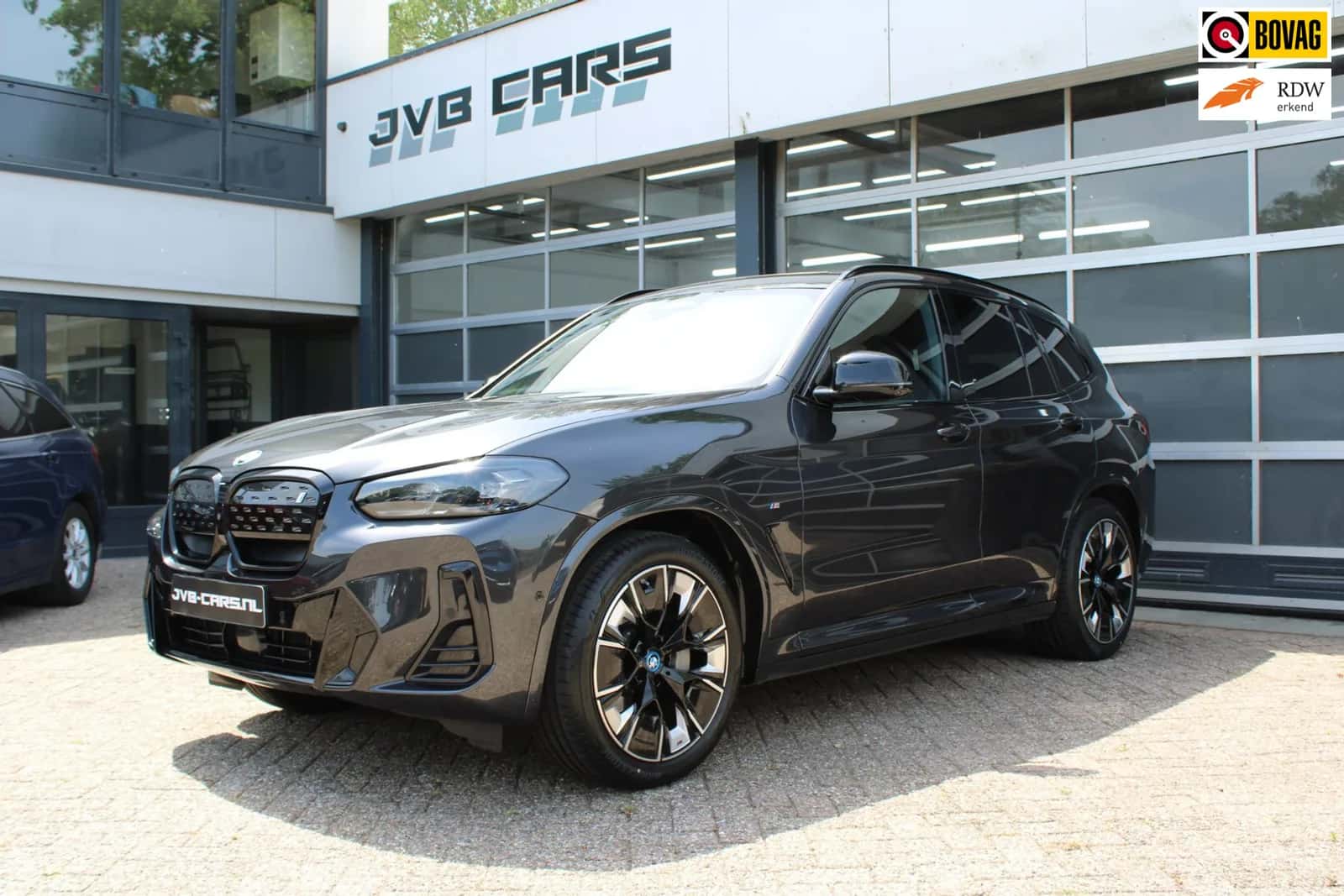 BMW iX3 (2024) — foto 1