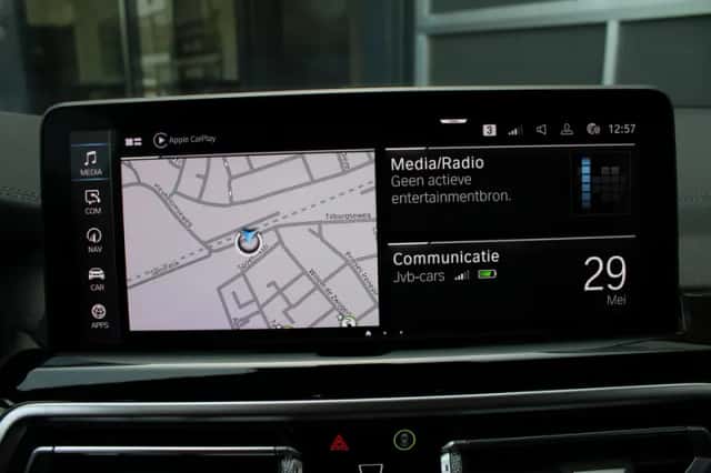 BMW iX3 (2024) thumbnail 34