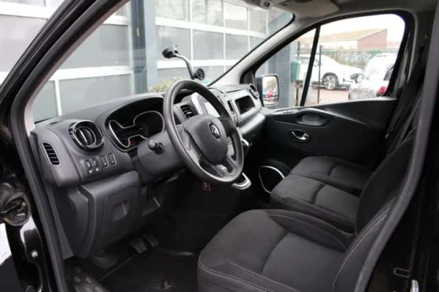 Renault Trafic (2020) thumbnail 11