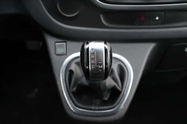Renault Trafic (2020) thumbnail 13