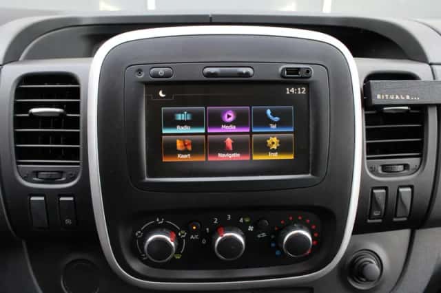 Renault Trafic (2020) thumbnail 16
