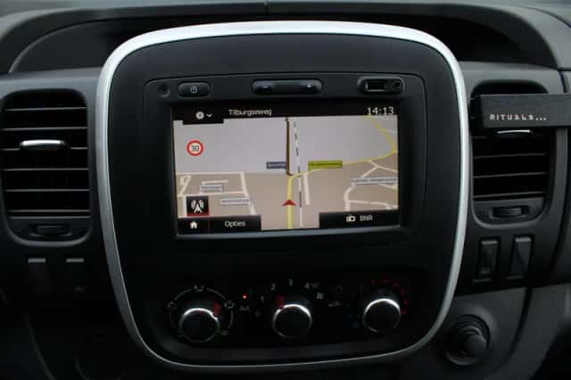 Renault Trafic (2020) thumbnail 17