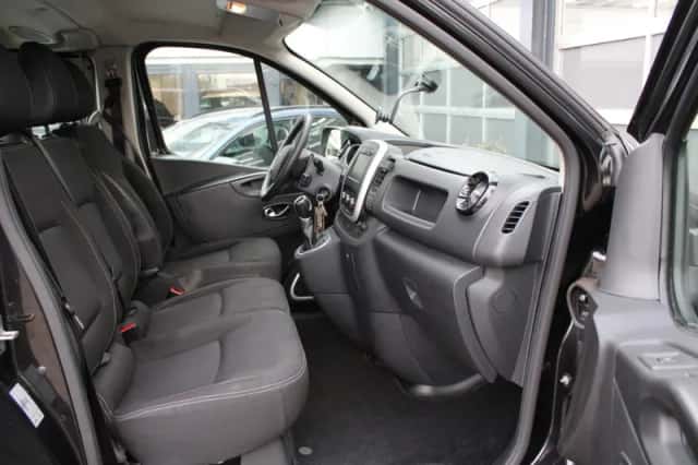 Renault Trafic (2020) thumbnail 9