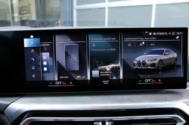 BMW i4 (2022) thumbnail 29