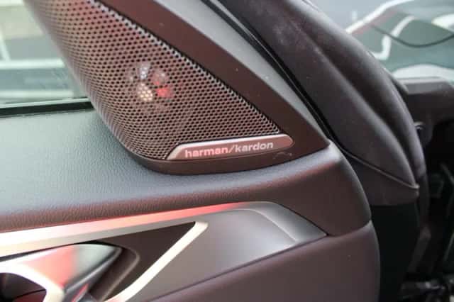BMW i4 (2022) thumbnail 20