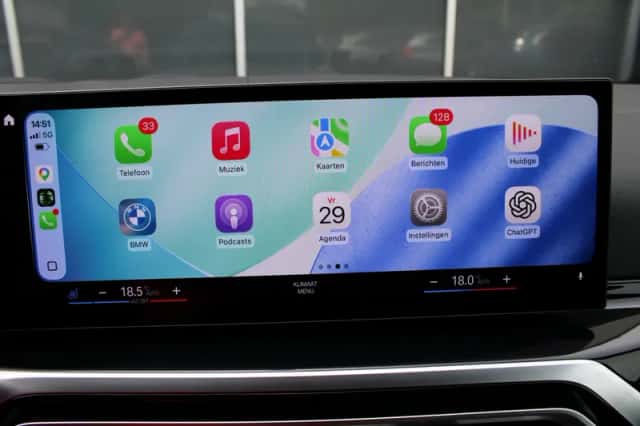 BMW i4 (2022) thumbnail 32