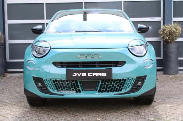 Fiat 600 (2025) thumbnail 3