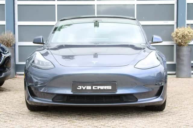 Tesla Model 3 (2021) thumbnail 4