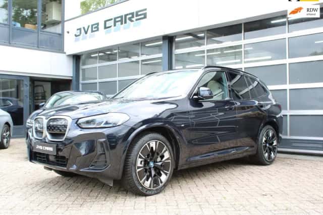 BMW iX3 (2022) thumbnail 1