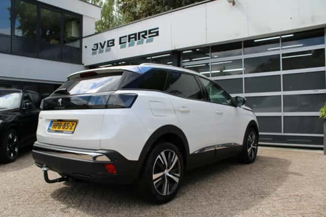 Peugeot 3008 (2021) thumbnail 6