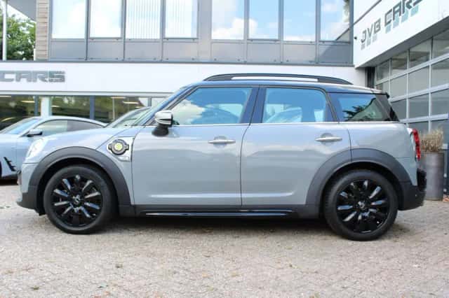 MINI Countryman (2020) thumbnail 4