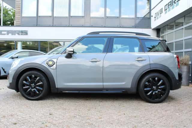 MINI Countryman (2020) thumbnail 4