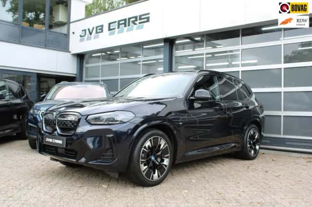 BMW iX3 (2022) thumbnail 1