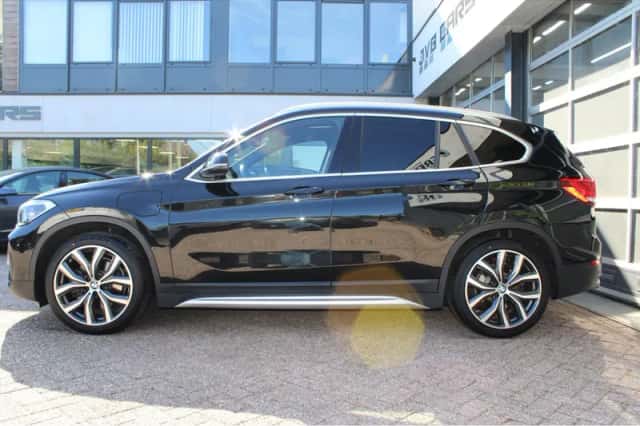 BMW X1 (2020) thumbnail 6