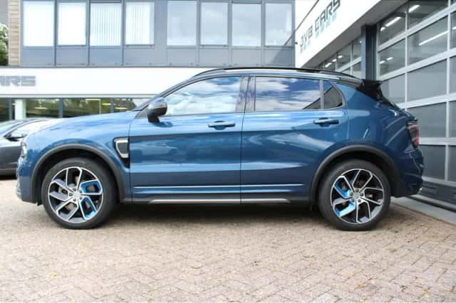Lynk & Co 01 (2023) thumbnail 3
