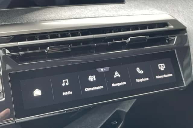 Peugeot 3008 (2025) thumbnail 17