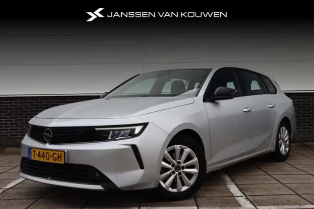 Opel Astra (2023) thumbnail 1
