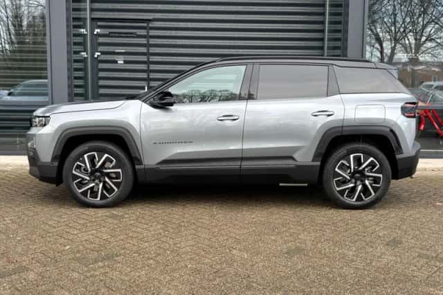 Jeep Compass (2026) thumbnail 2