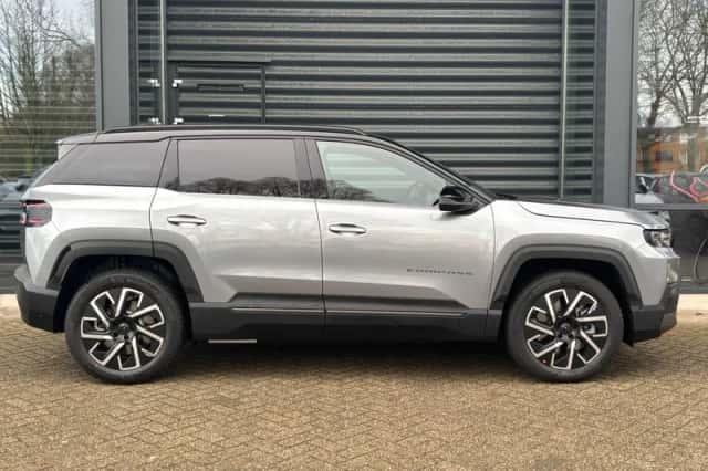 Jeep Compass (2026) thumbnail 3