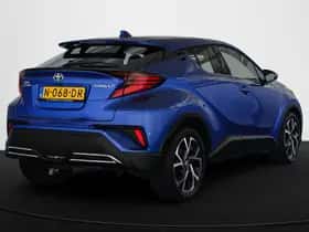 Toyota C-HR (2021) thumbnail 3