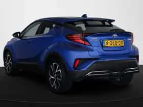 Toyota C-HR (2021) thumbnail 4