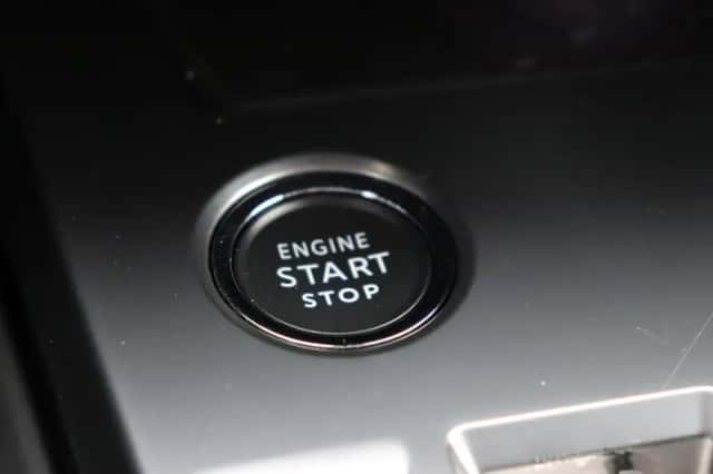 Peugeot 308 (2022) thumbnail 23